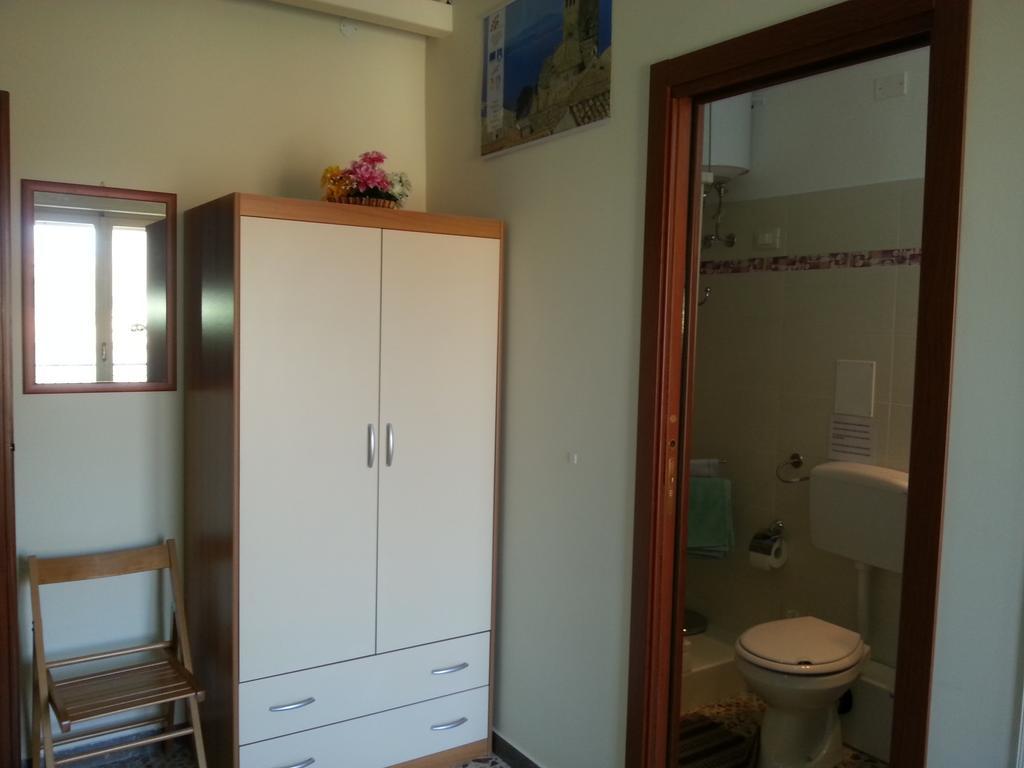 B&B Intrabartolo トラーパニ 部屋 写真